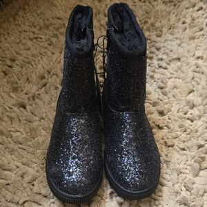 New Cat & Jack Girls Size 13 Sparkly Glitter Black Faux Fur Lined Snow Boots